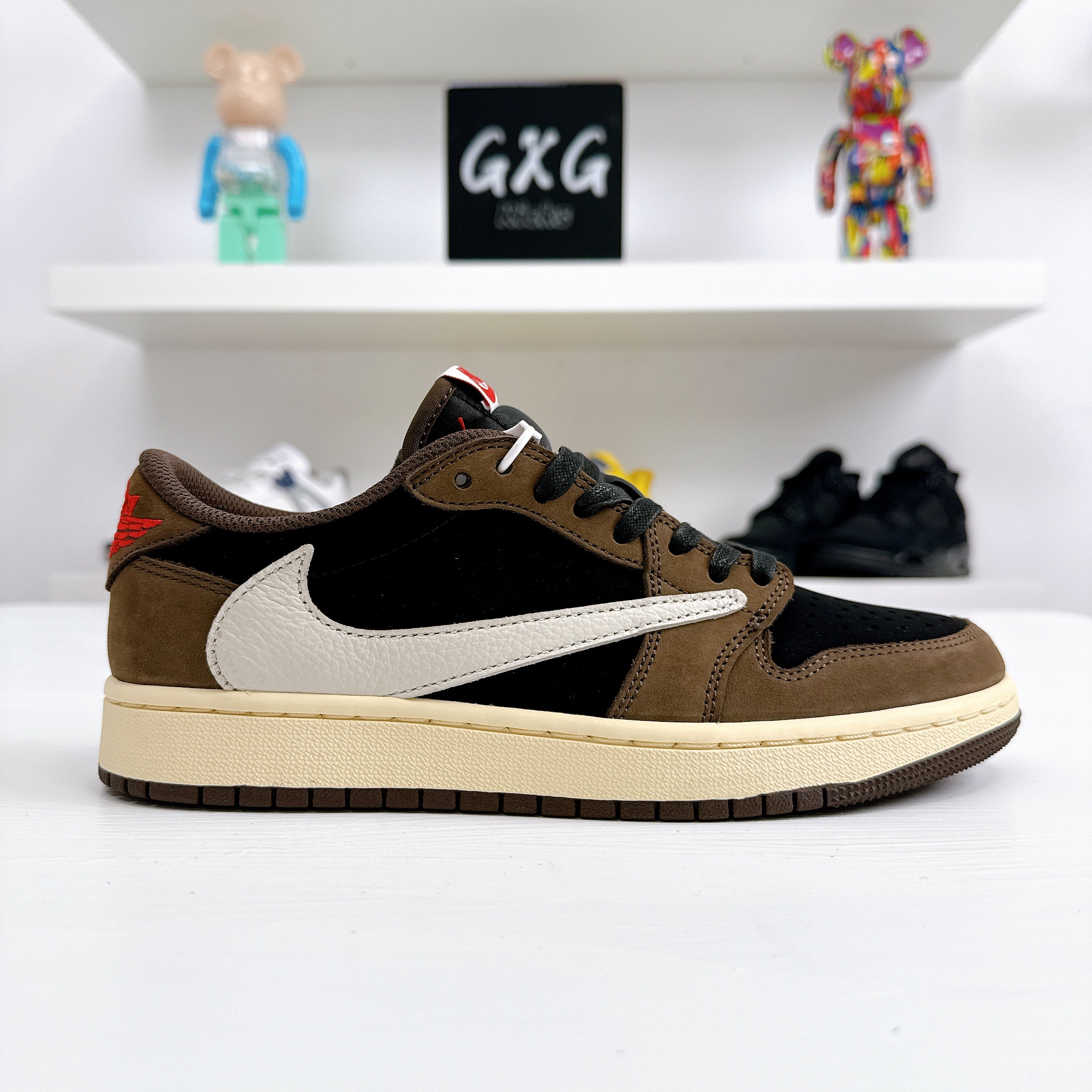 AJ1 Low Travis Scott Dark Mocha