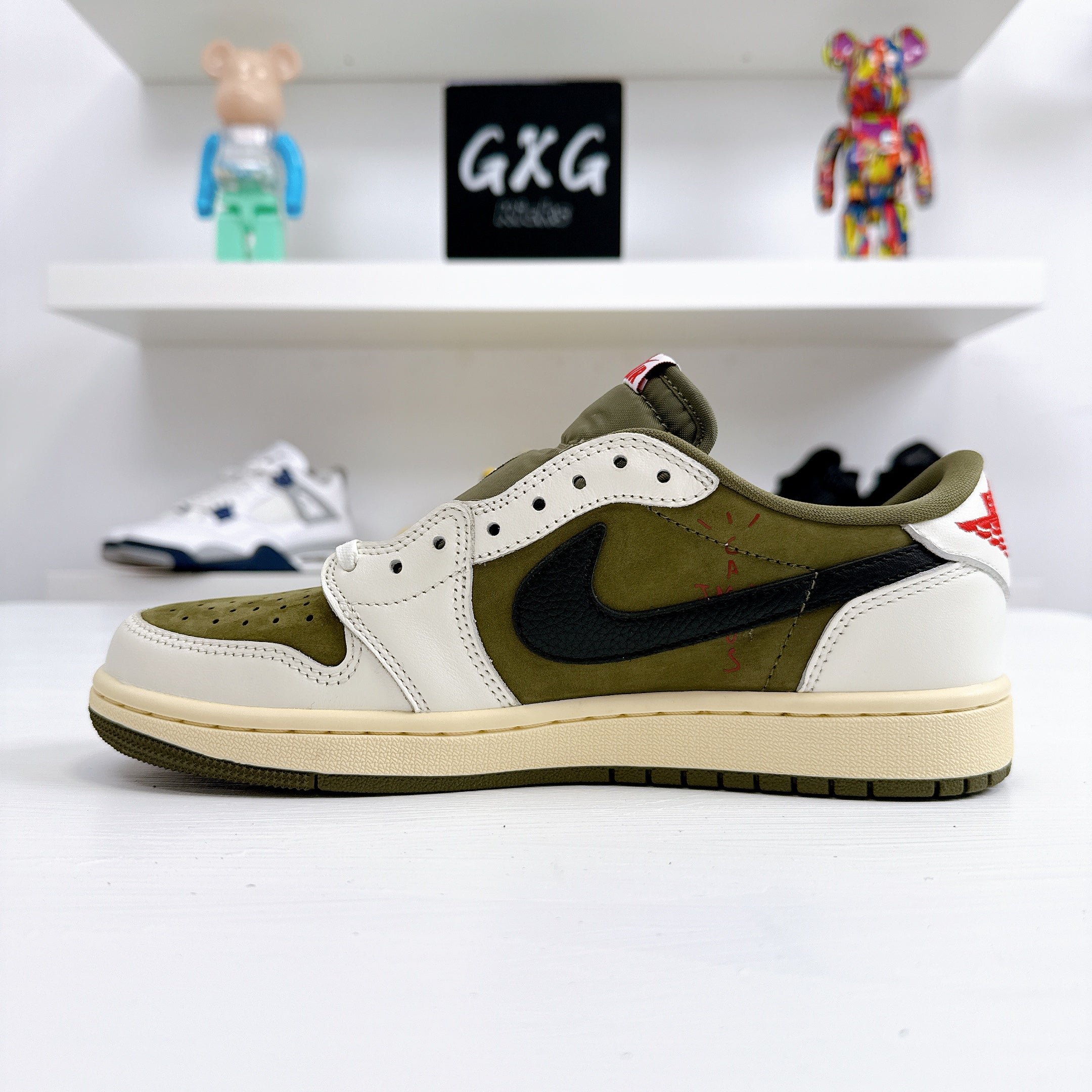 Jordan 1 Low Retro OG Travis Scott Medium Olive