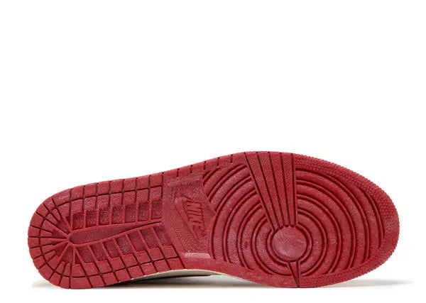 Air Jordan 1 Retro High OG 'Chicago Lost and Found' (2022)