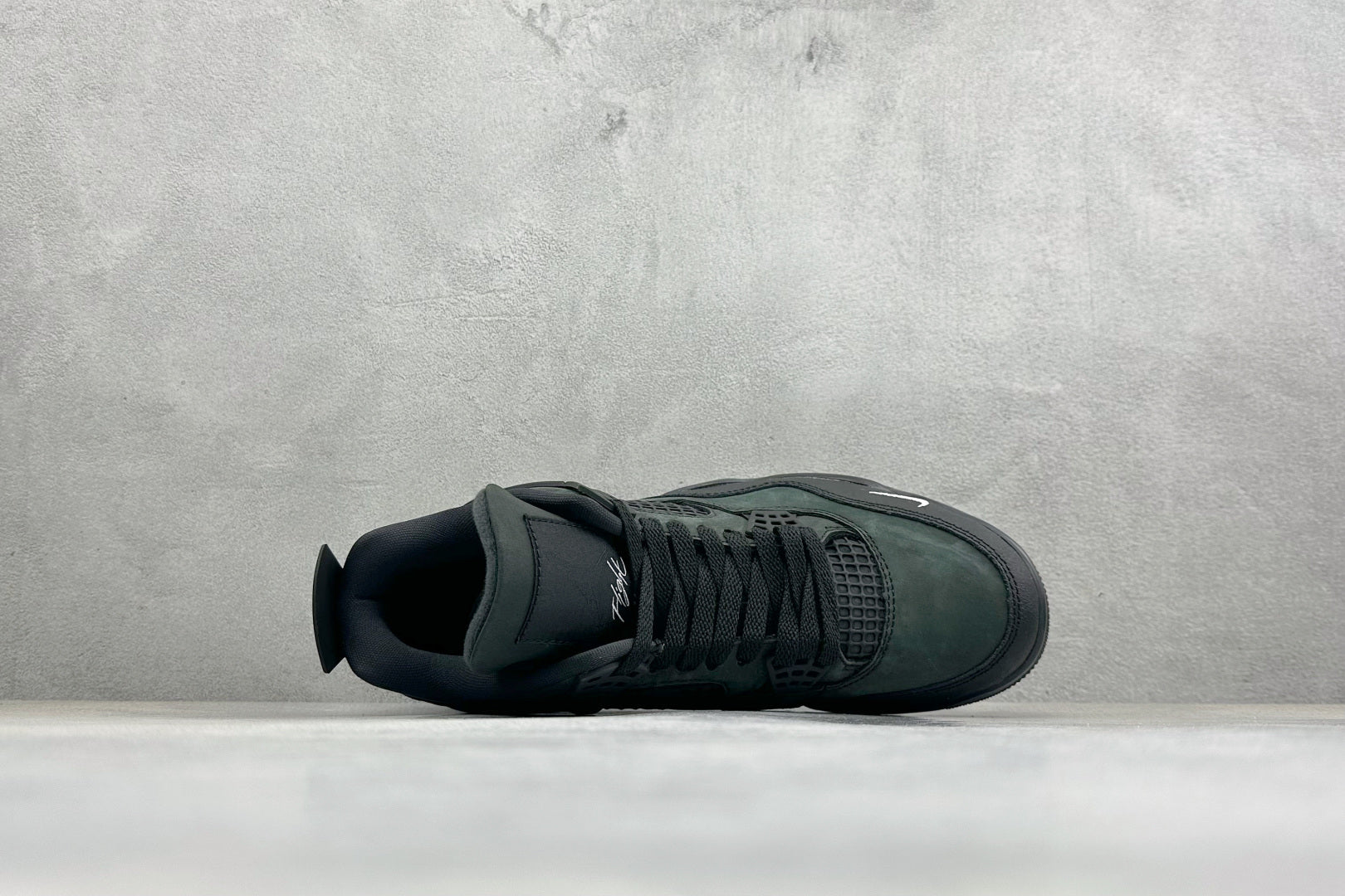 Air Jordan 4 Pine Green Collaboration Edition