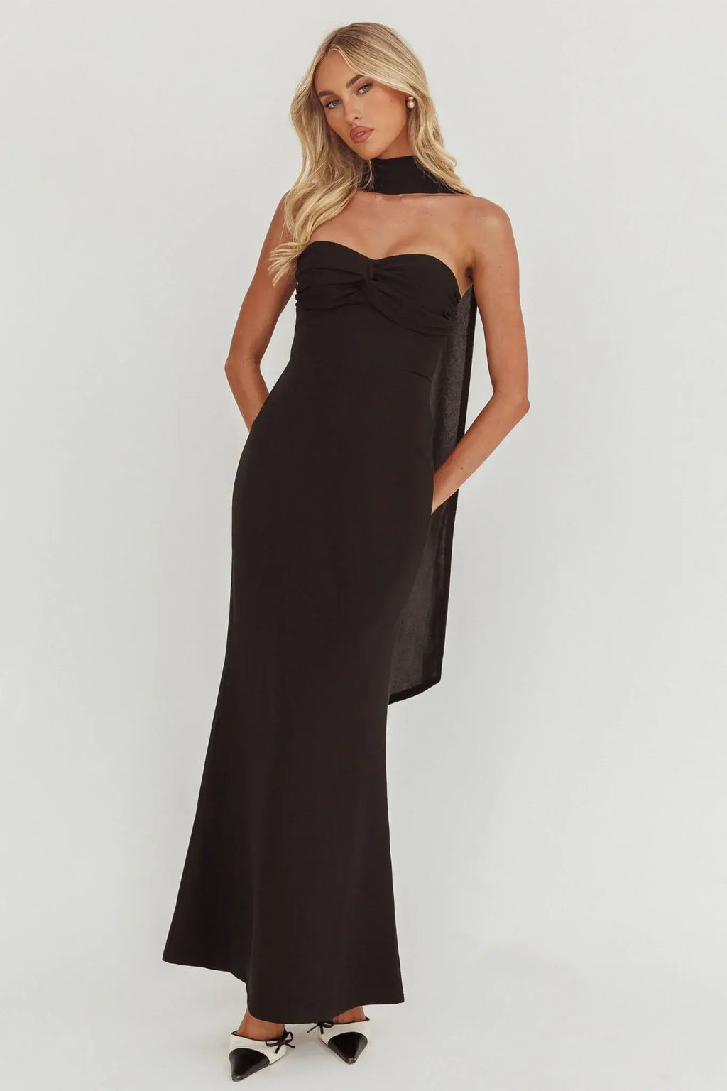Of The Night Twist Bust Maxi Dress Black