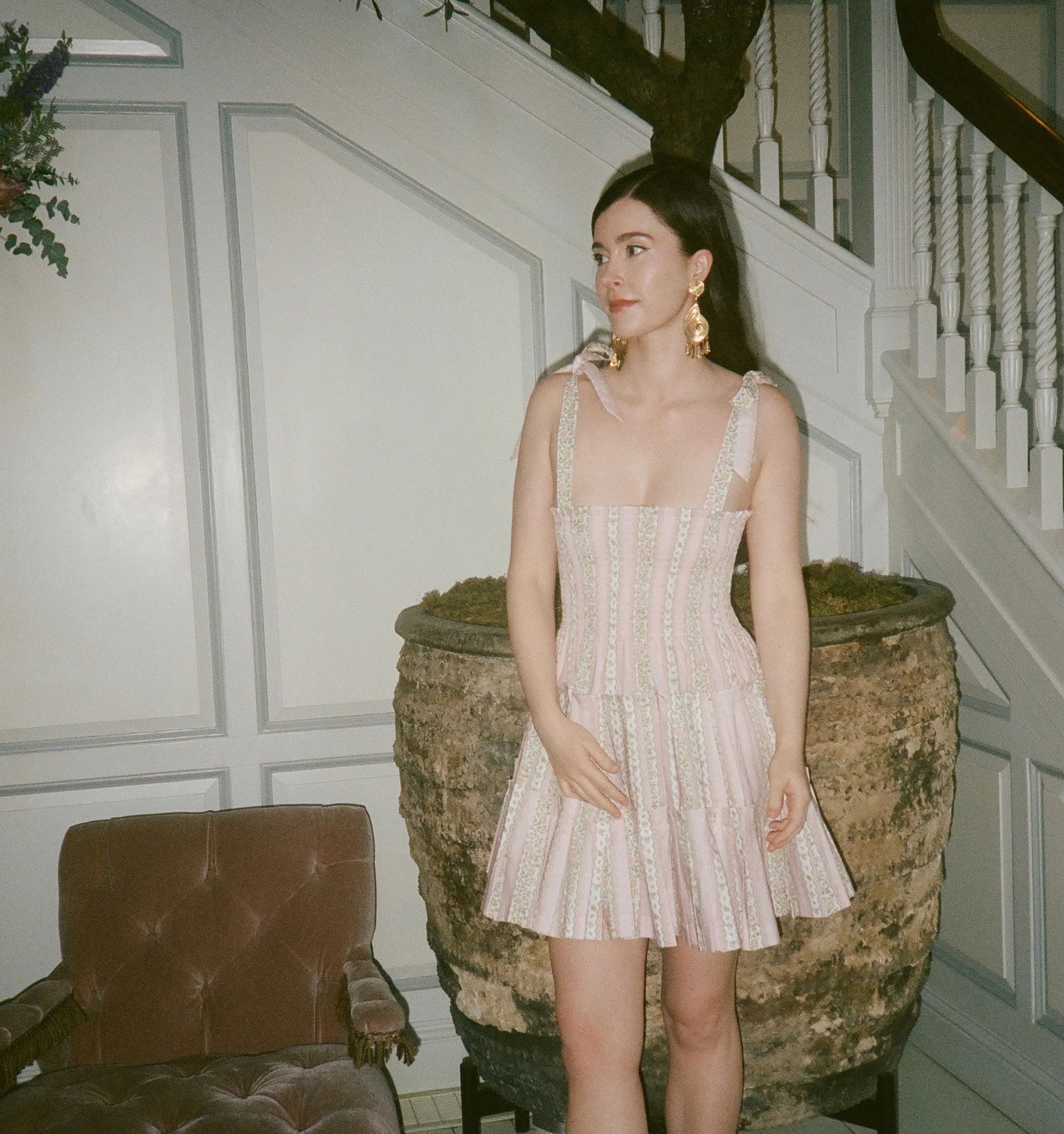 Couturebudthe Hill House X La Coqueta Ribbon Charlotte Nap Dress - Pink Floral Stripe