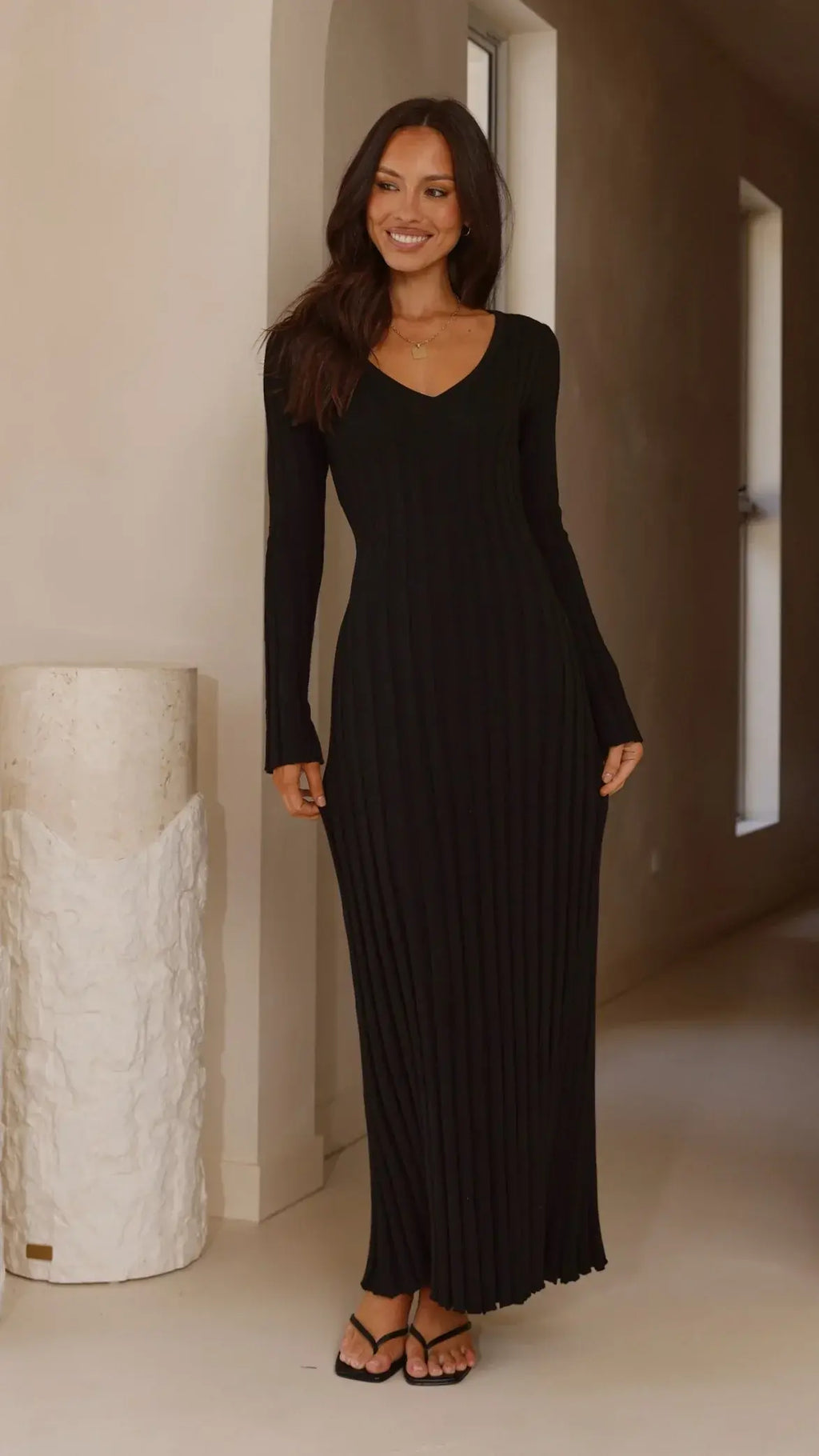 Cyra Long Sleeve Maxi Dress - Black